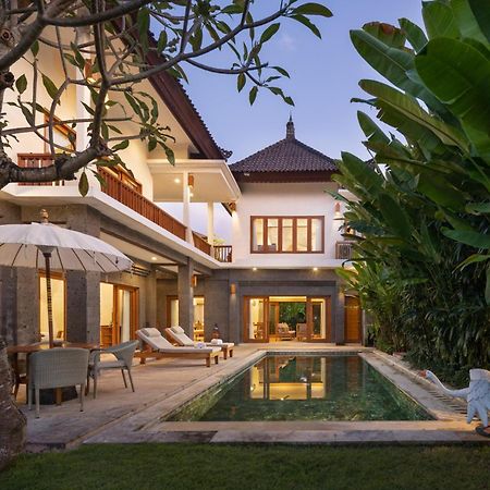 Desa Swan Villas & Spa, Keramas Exterior photo