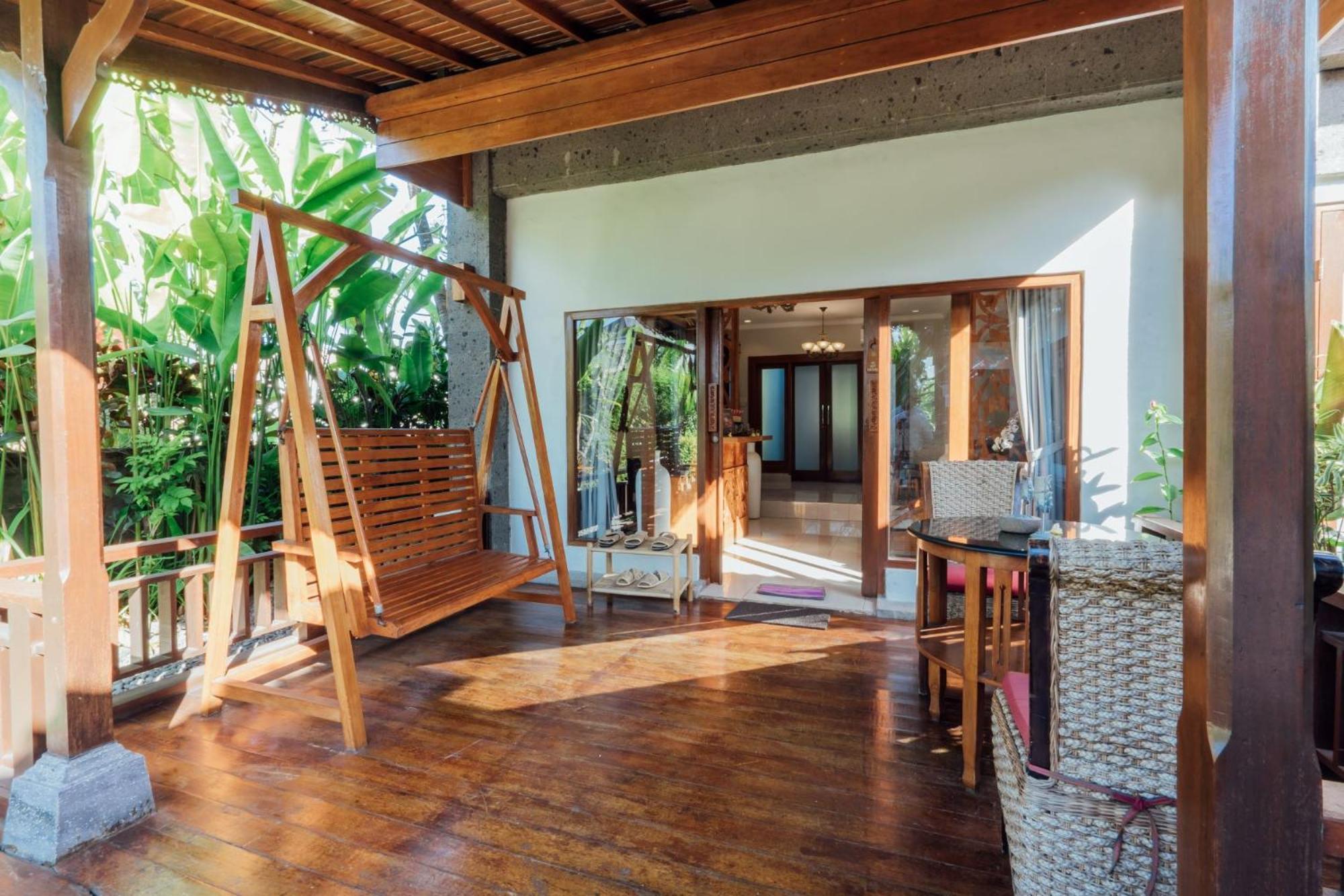 Desa Swan Villas & Spa, Keramas Exterior photo